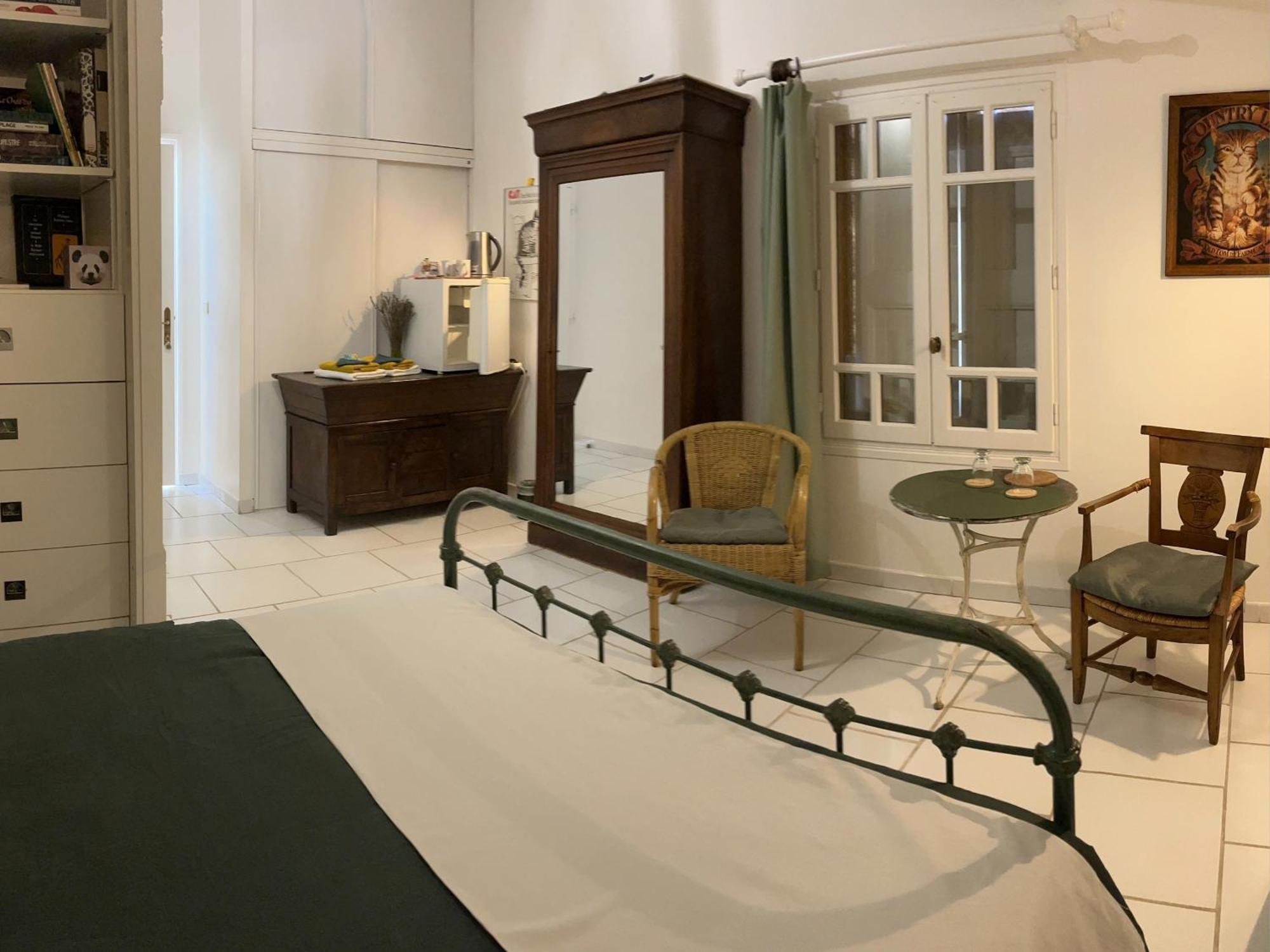Chambres D'Hotes - Le Pin Des Arches Динь-ле-Бен Экстерьер фото